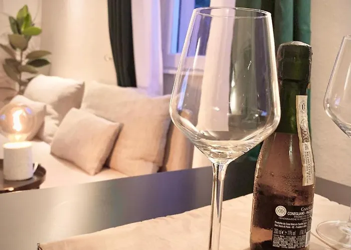 W83 House Lejlighed Como