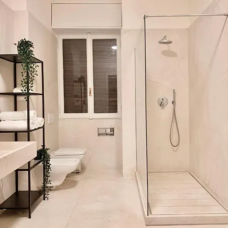 W83 House קומו